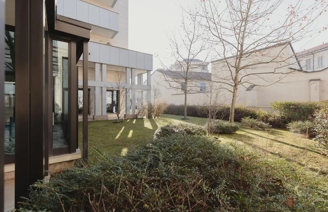 Gohost - Next To The Olympic Village Terrace Apartments-1